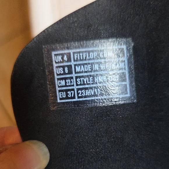 FitFlop Black Sandals with Gold Accent. - Picture 6 of 6